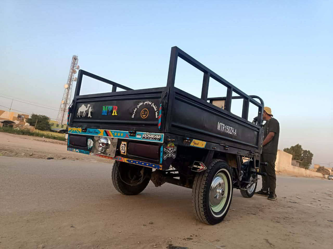 للبيع مديل 20 كفاله عامة وراق اصولي وكيل جبرين محرك جديد *********** مراوس اي شي سعر مليونين وبيهة مجال
