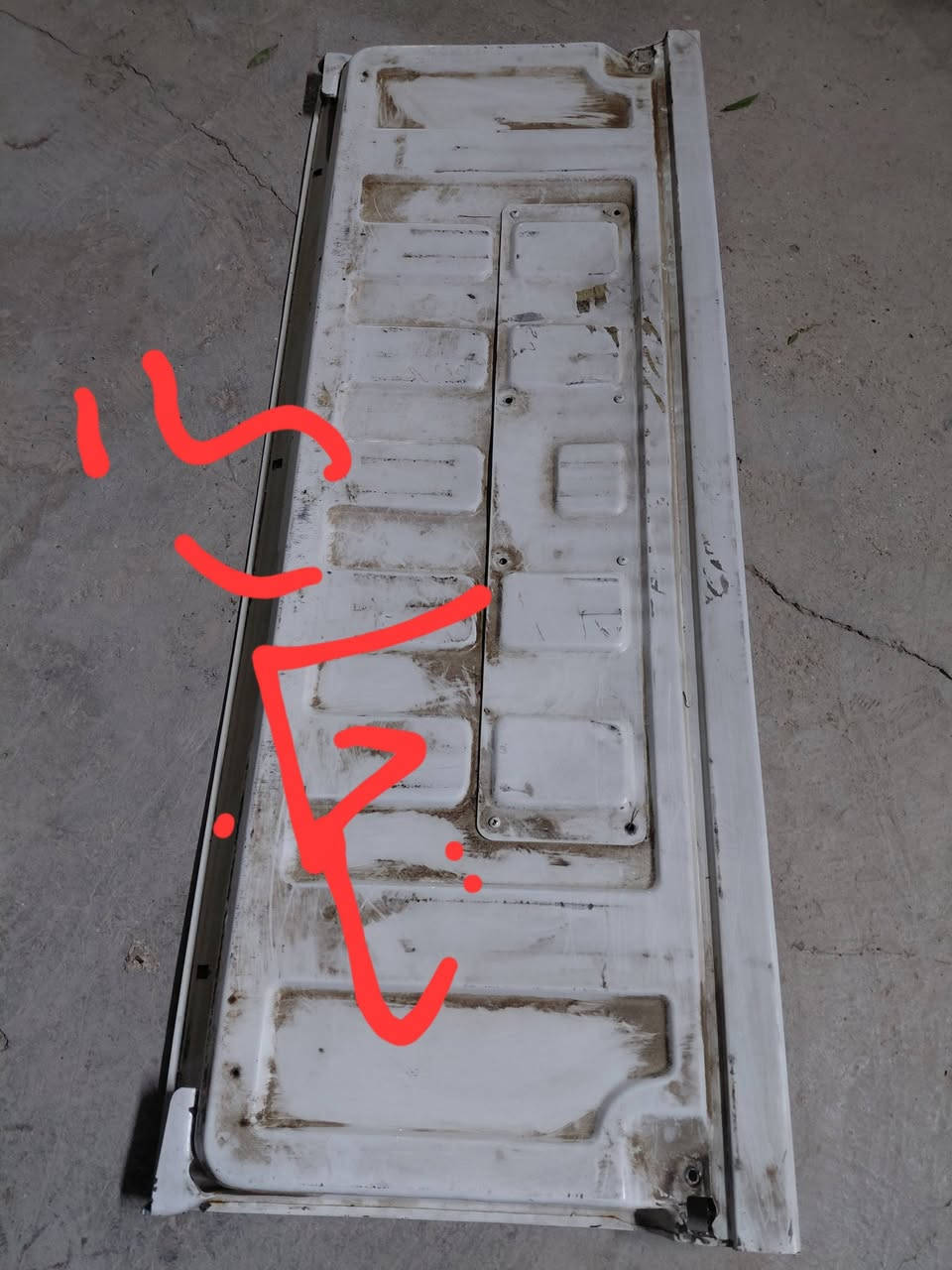 سلام عليكم بيبان ٢ واحد اصلي مال لشركه ولثاني تجاري لاصلي ١٥٠ بي طعجات ولحيم ولتجار نضيف كلش ١٧٥ تفاصيل ***********  ***********
