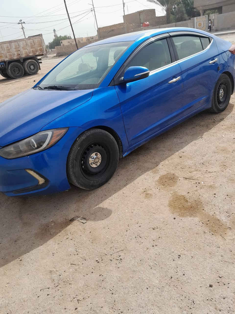 السلام عليكم للبيع النترا ٢٠١٧ فول مواصفات رقم اربيل الجديد تريد تحويل تريد وكاله بيها بس بنيد مبدل وبيها باردات السعر ١١٨وبيهامجال المكان بابل الاسكندريه للاتصال ***********
