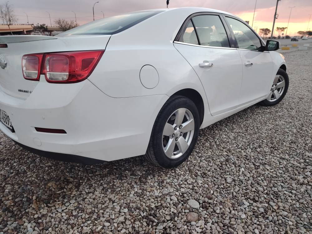 ماليبو 2016 خليجي
محرك 2400
فئه Lt
بدون حادث مجرد بارد كما موضح بالصوره 
نظافة 1/1
حار ☀️ بارد ❄️شغال
بطاقة بنزين موجود
الإتصال *********** كركوك, العراق
