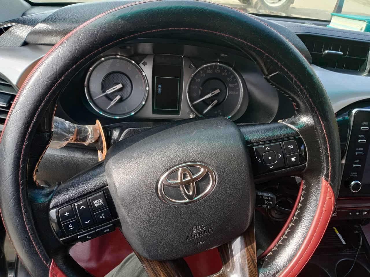 السلام عليكم ورحمة الله وبركاته

للبيع
🚗 بيكم 2022 TRD
🔹 الممشى: 93,000 كم
🔹 مكفولة كفالة عامة
🔹 الحالة ممتازة، عدا شخط بسيط جدًا موضّح بالصور
🔹 رقم سليمانية وباسمي
📍 موقع السيارة: ديالى – قضاء المقدادية

للاستفسار الجاد يرجى التواصل على الرقم***********سعر 340بيهة مجال مكلف بالنشر
