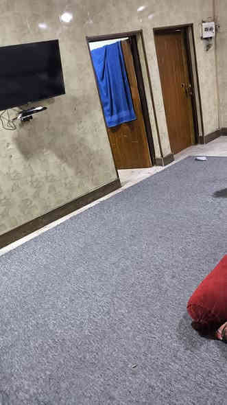 السلام عليكم بيت بالبصره بالموفقيه متكون من غرفتين وصاله ومطبخ وصحيات ب١٣ للاستفسار اتصال عل لرقم 
***********
