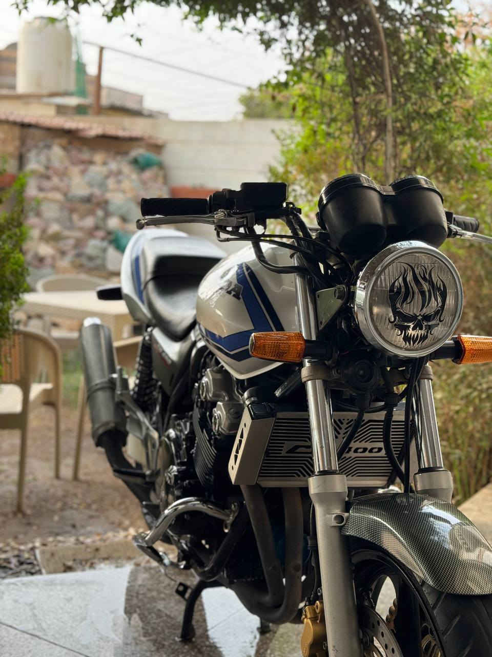 سلام عليكم
HONDA. CB400
دراجة كلش نضيفة مكانها كربلاء طويريج
***********. ***********
