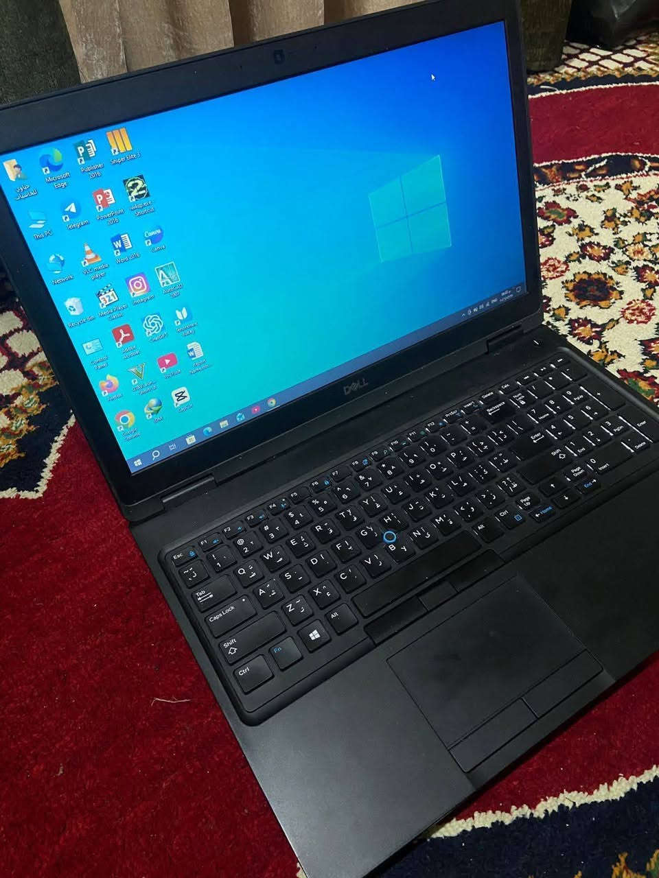 كوراي 7 جيل 8 فئة H
6 كور 12 مسار 
RAM 16 DDR4 
Hard 256 ssd M. 2
حجم 15.6 
كارت شاشة انفيديا 2 جيجا MX130 
باتري ليثيوم 2/3 ساعات 
كلش مرتب لابتوب 
وقوي نسبيا بل العاب المتوسطة 
سعرة 375 هذا رقمي *********** 
مكاني ناصرية ومتوفر توصيل
