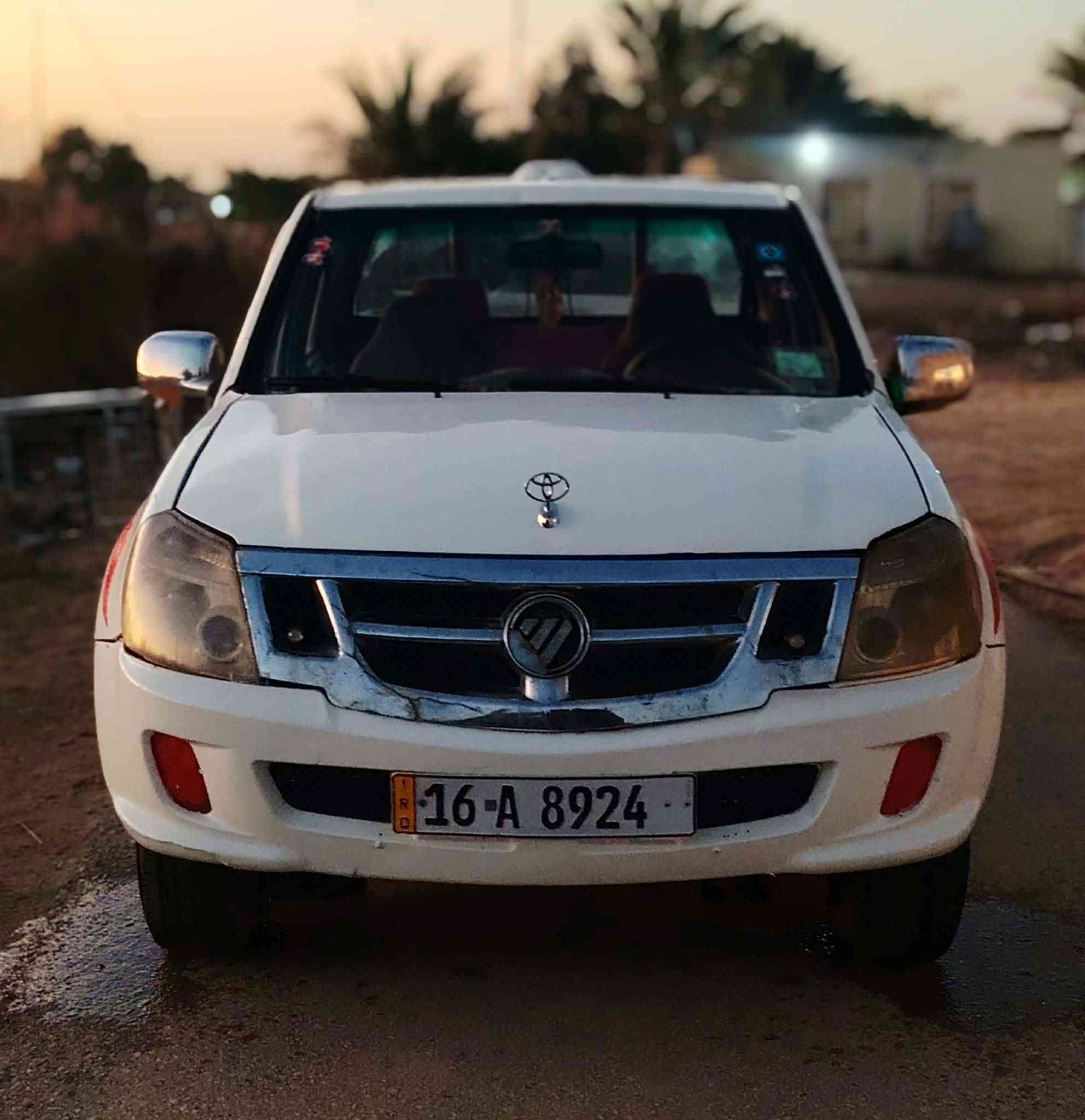 السلام عليكم بيكم فتون 2012 مكفوله من الضربه و التبديل سياره حلوه مال جناي جاهزه برغي ماعايزه رقمه قادسيه انكليزي مشروع وطني سنويه مجدده داخله هزاز السعر 42 وبيها مجال الاتصال ***********مكان نجف
