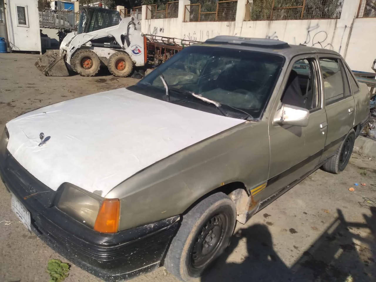 بەناوی خوا ئۆپڵ کادیرت مەکینە ١٦  زۆر مەزبوت بۆفرۆشتن ٧ گەڵا قفڵ ؟ گۆڕینەوەشمان هەیە لەسەر دڵ گرتن
لەسلیمانی  *********** السليمانية, العراق
