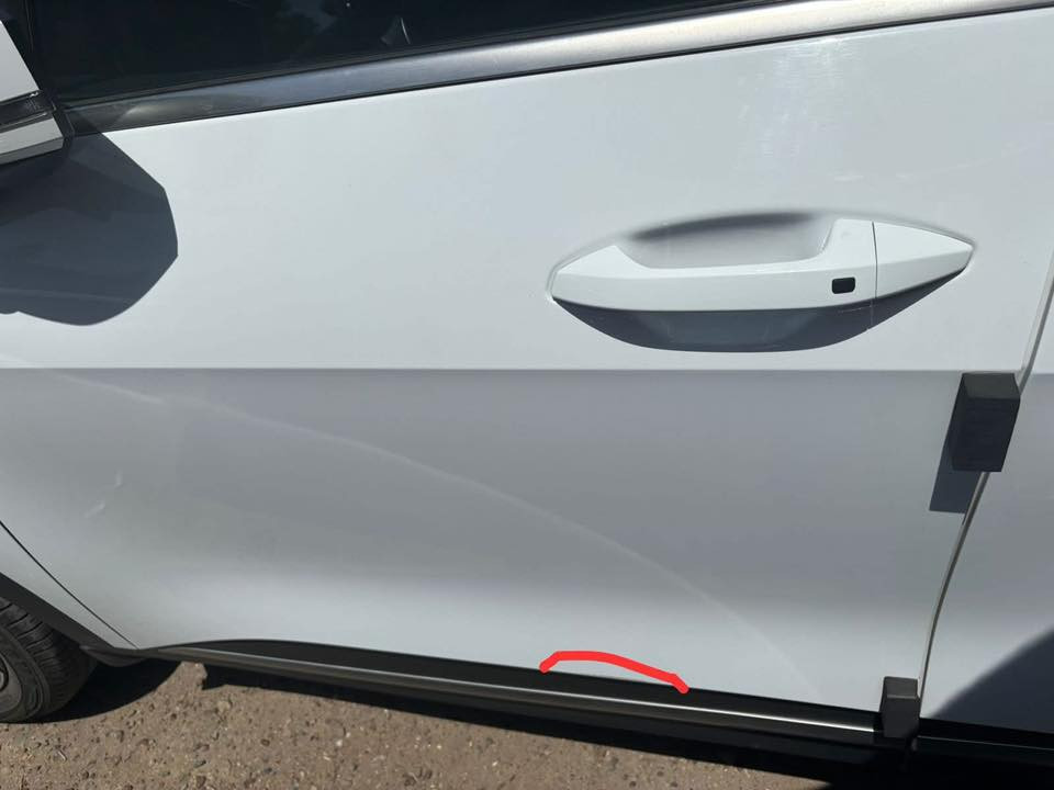 كيا سبورتج خليجي موديل ٢٤ نص مواصفات ماشيه 43 الف كيلو متر  رقم اربيل عندي وكاله مطلقه بيها من صاحب السياره ثاني يوم احولها الك 
محرك دوش 2000 
السيارة مكفولة كفاله عامه لا صبغ لا بارد لا ضربه  
المواصفات
بصمه
تشغل عن بعد ردار جانبي
ترحيب عند الاقتراب
مري شفط
شاشه نفكيشن
كامره دواره
اشاير مري
حساس خلفي
تبريد قطعتين لمس ومنفصل
مرايه داخليه تعتيم
حساس مطر
لايت لد
بكلايت لد
بروجكتر لد
هندبريك بصمه
نحكم جهتين
شفتات ستيران
اوتو هولد
نضام نزول منحدرات
السونار مرفق مع الصور  وكل التفاصيل داخل الصور التاشيرات اللي بالقماره والبنيد مموجودات بالواقع بس بالسونار يطلعن خدوش مال حصو مال طريق خارجي لان التكم سليمه اقره المنشور زين يلا تخابرني 
السعر 218 مكان السياره ذي قار  للاستفسار
***********
