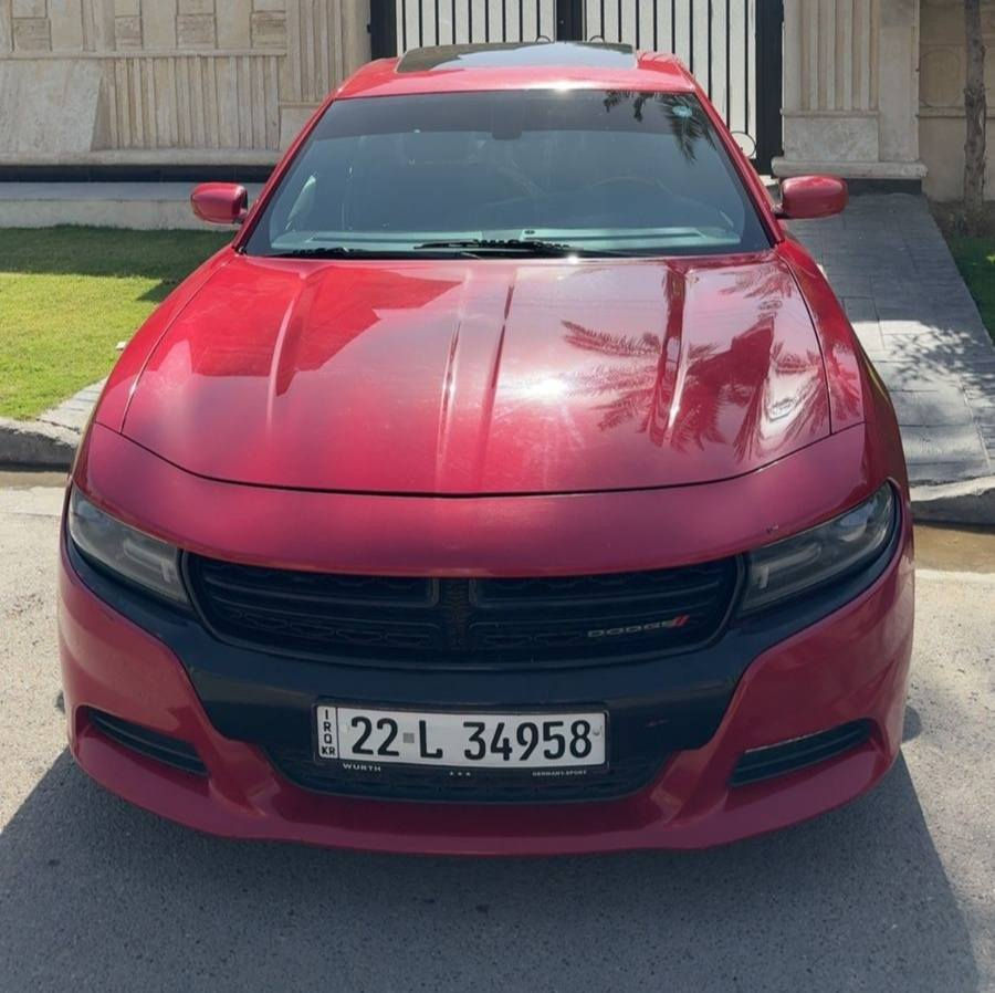جارجر SXT بلص  2015
فول مواصفات بصمة فتحة 
كشنات تدفئة 
شاشة كبيرة 
تحكمات ستيرن 
ماشية ١١١ ميل 
سيارة كلين 
بيهة القبق مال الجنطة من جاية مشلوع السبايدر وانصبغ مكانه فقط 

سيارة حلوة ونظيفة مقارنة بخواتهة وموديلهة 
داخلهة جديد وما متعوبة على ايد وحدة 
بدون ضربة بدون ايرباك 
*********** 
مكانهة بغداد

🔴 علق سوف يوصلك الرسائل سعر
