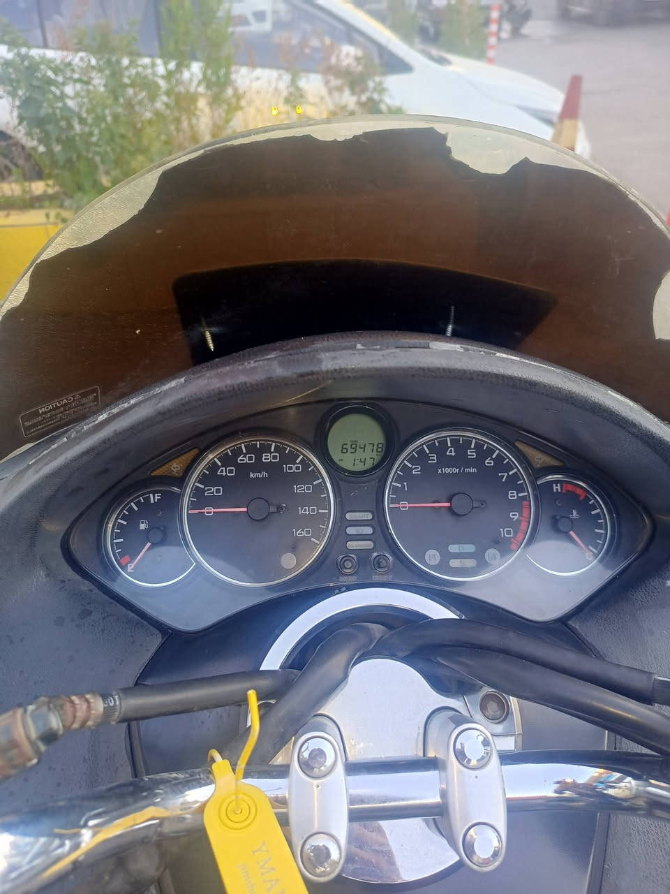 السلام عليكم فورزه صفر ثمانيه مرقمه رقم بغداد تحويل ثاني يوم السعر ١٨ ورقه الدراجه مكفوله من كلشي الدراجه كيرهه ملغي العنوان الأمين الثانيه ***********
