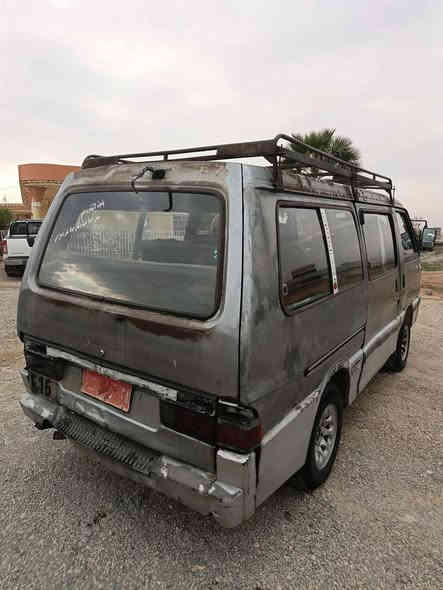 بستا 93 نكرة ترايك بصرة عالشغل تايرات جدد  سعر 18  مكان  منطقة الكسك   اسكي موصل  ***********  الشرعي موجود شرط التحويل
