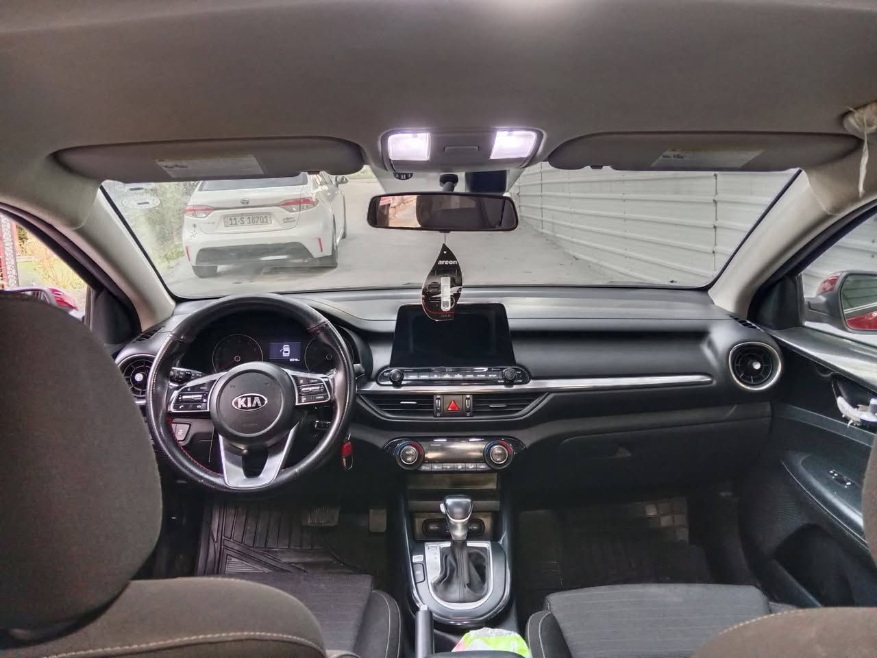 فورتي ٢٠١٩
 بدون صبغ 
بدون تبديل 
بدون ايرباك 
حادث السيارة دعامية امامية فقط
كير At السيارة جاهزة من تبريد وحدادية ولايوجد نقص بيها الشراي يتصل على الرقم ***********
