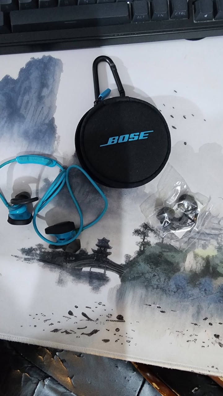 سلام عليكم شبابنه الطيبه earbuds sony و bose فحم خلي سعرك او تفضل خاص وتشلع عيوني 🌹


**إذا كنت صاحب هذا الإعلان وتريد حذفه لأي سبب، رجاءا أرسل رسالة إلى الدعم الفني**