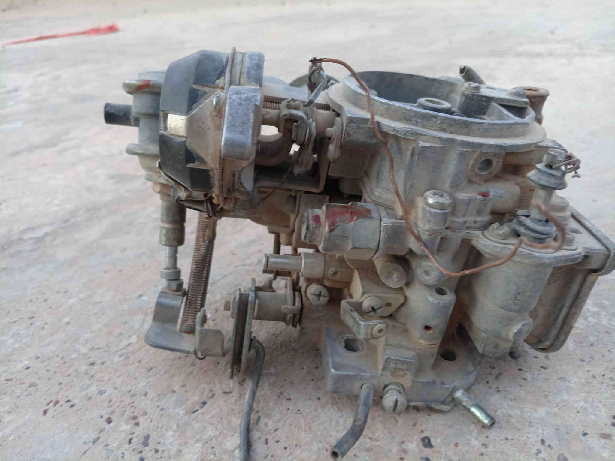 السلام عليكم عندي كابريتة مال هيفا بسعر ٥٠  وكبريتا مال هوندة ٣٠ وفيت بمب ما هوندة ٣٠ الشراي يتصل على الرقم *********** العلم قمجيات مال كير هوندة سعر ٥٠ وقاعدة مال محرة الليتنشد بيها الكابريتة مال هوندة ١٥
