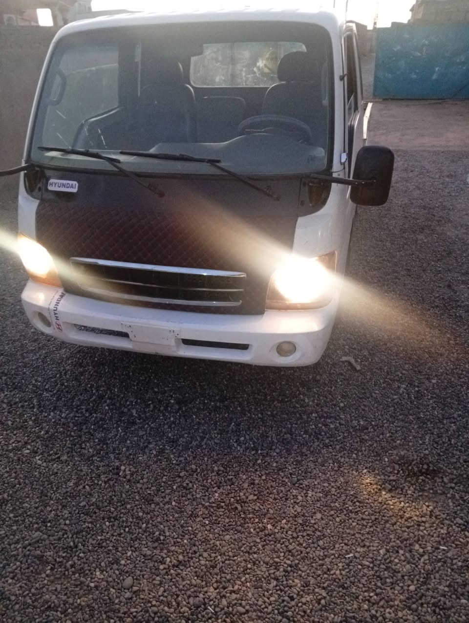السلام عليكم كيا بزون موديل 2002 مامسجل كير محرك اكسن شرط باور شقال طخم تاير جديد شاصي مامكصوص السعر 32 وبيها مجال مكان السياره الشرقاط البيع نقد اخوان اعتذر عن المراوس ***********
