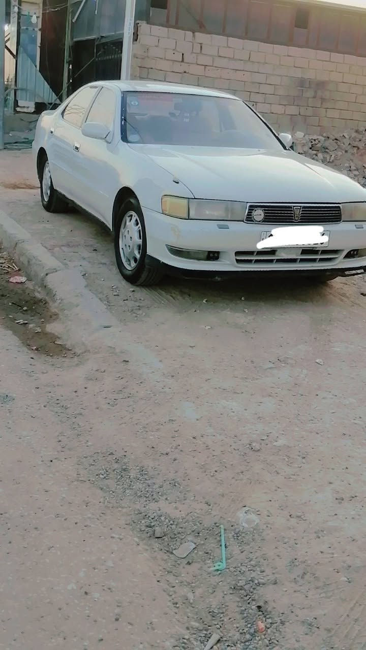 سلام عليكم سياره كرسته للبيع مكينه وكير ونجي تبريد شغال تخم تاير جديد بطاين جدد مكفوله كص ونقل جثه رقم انكليزي دولي مداور ثاني يوم*********** سعر ٦٥ مكان نجف
