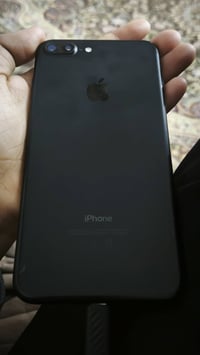 آيفون ٧ بلس • للبيع • مواصفات خاصة