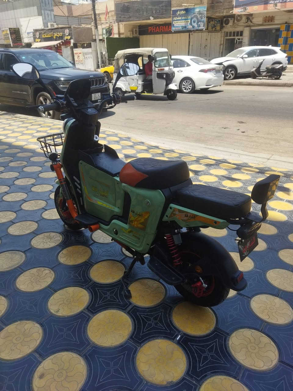 دراجه شحن x900
5. بطاريات 
شاحته اصلي 
مديل 25 
دراجه جديده وكامله كل نقص مابيه وتجي تفحصه وتفتر بيه وين ميعجبك 
بغداد الامين 
سعر 425
***********
