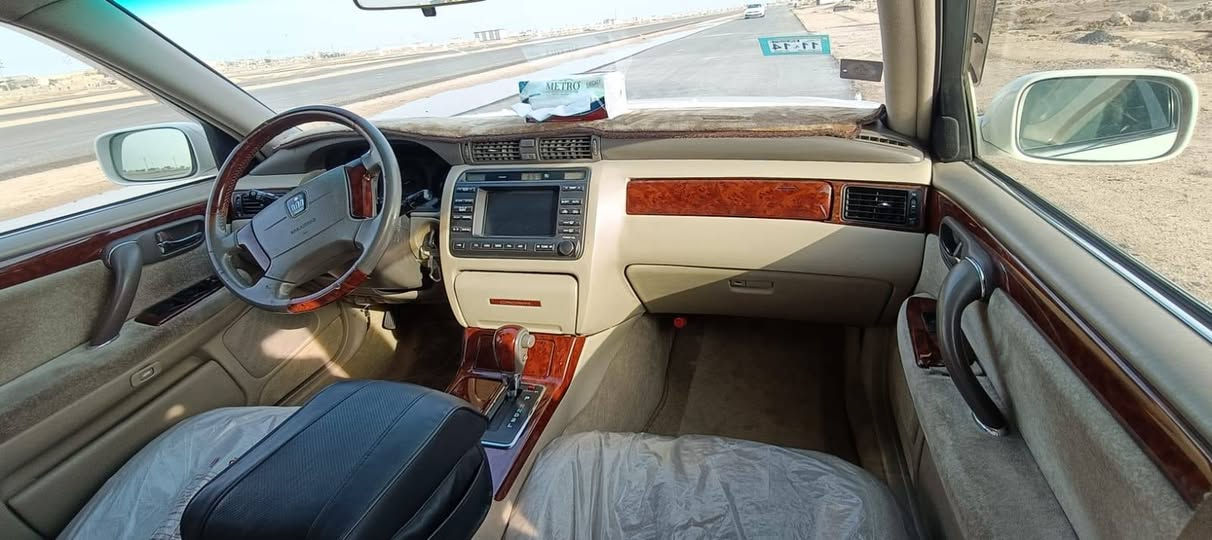 السلام عليكم ملكه مديل 2000 اصل شاصي 71 نقل جثه مواصفات دكمتين السياره بسمي تحويل ثاني يوم السياره كامله مكمله وصاعده هزه جديده وجاهزه السعر 120  
رقمي ***********
