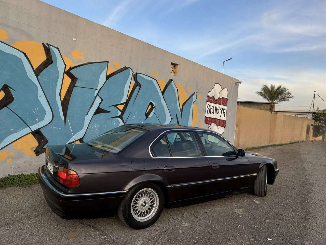 السلام عليكم للبيع
اصل E38 740 1995 رقم بغداد دولي بأسمي 

سلايد برده خلفيه 

الكهربائيات كلها بلاديه وكلشي يشتغل 

حساس امامي خلفي وشغال 

تلفون وكاسيتات 

بدون ضربه وبدون خياس بلاديه 

من ناحيه المكينه والكير والصدر 100% 

تبريد ثلج تدفئة شغاله كلها 

كشنات جلد وكهرباء الغرفه بلون السياره بلاد 

السياره خير من الله مناقصها شي جاهزه 

مكاني بغداد حي الاعلام 

*********** 

السعر 75 وبيها شي بسيط
