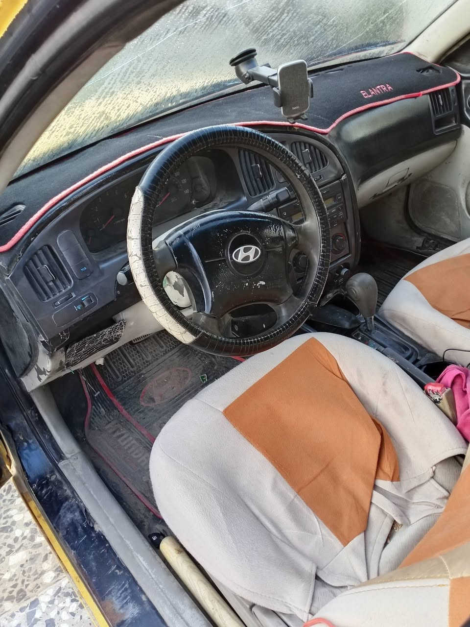 انترة 2006
للبيع رقم بغداد باسمي تحويل مباشر
مصفره هيئة و غرامات 
سعر 47 ورقة بيهاية مجال
الستفار ***********
