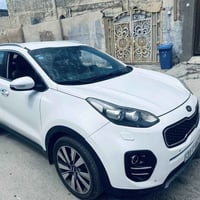 سبورتج مديل 18 مكفوله خليجي محرك 2000 دوش ماشيه 123 الف كيلو السعر 183...