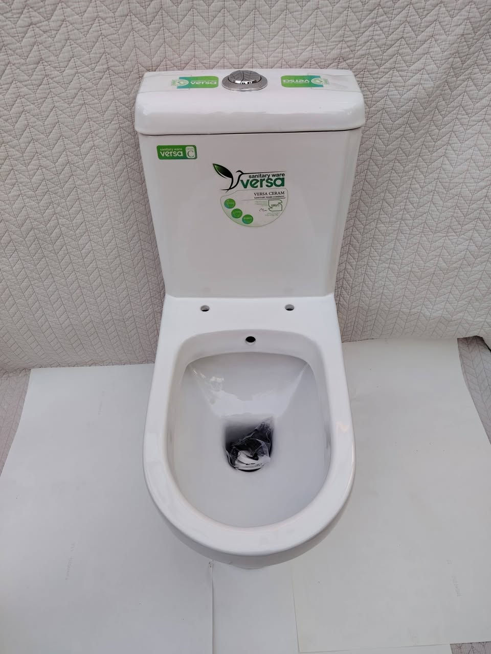 تعلن شركة دلين سرام للصحيات عن وصول
غربي عالي ماركة ورسا موديلين زراك جوده عاليه
درجه اولى (جمله فقط)
عنوان المخزن : واسط قضاء الحي شارع العام
هاتف _ واتساب 📞 ***********
