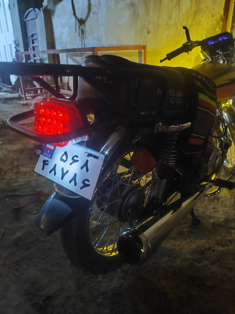 نامه امتياز صار لها 5 اشهر طالعه من الوكيل عنوانها ديوانيه مركز اوراق سكنر موديل 25 السعر 700 وبيها مجال حك الجيه دراجه نضيفه وجديده يولد الشراي يتصل عله هذه الرقم ***********
