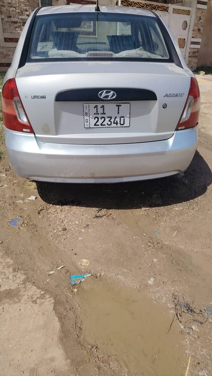 أكسنت خليجي 2008 بغداد
كير محرك خير من الله
محرك 1600
 سيارة بيها قطع  صبغ ابيع حزام
صدر امامي خلفي 
 تخم تاير جديد مكان بغداد السعر ٧٠ وبيها مجال 
***********
