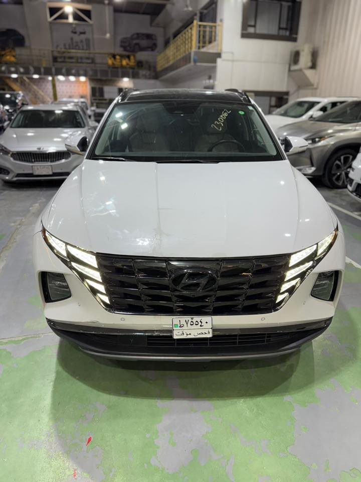 توسان ٢٣ بدون ايرباك توويل مرغوب رقم بغداد ماشيه ١٨ميل جديده سياره سعر ٢٣٥وبيه مجال ***********صور ضرر بمنشور
