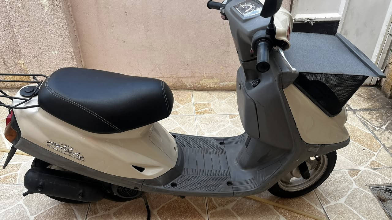 سلام عليكم
للبيع ماطور ياماها تنزيل رمبه نوعية شخاطه نضيفة جداً قليل الاستخدام الكفرات الصالنصه الشوته الكابريتر المحرك الكشن كله بلادي ماشيه 4000الف بعده صفر 
المكان كركوك السعر 780الف وبيه مجال 
رقم الهاتف ***********
