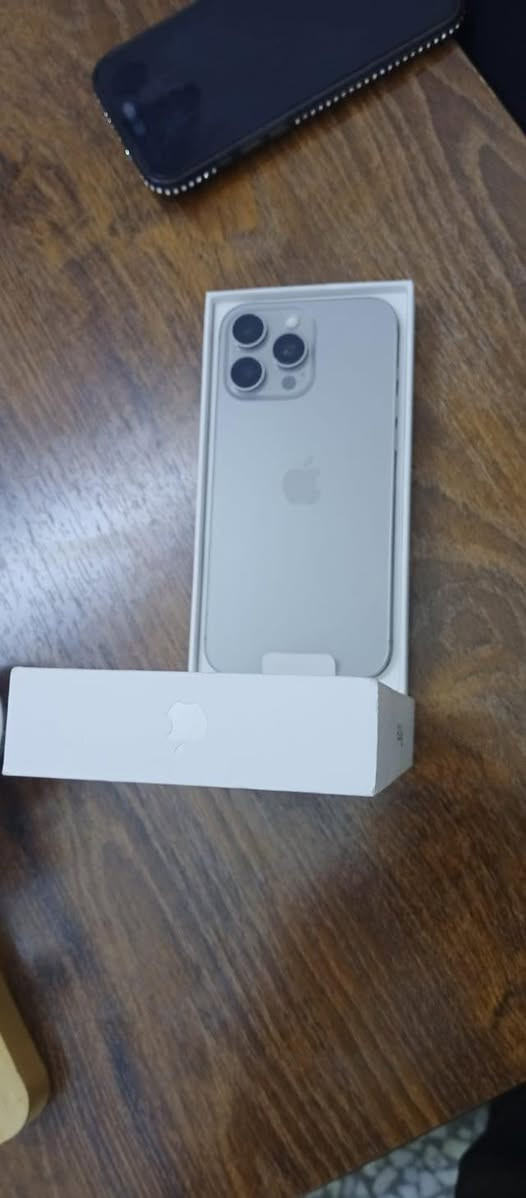 ايفون ١٦ برو ماكس ذاكره ٢٥٦الله شاهد بعده بلكارتونه نضيف كلششش تجي تفحص وتاخذ سعره مليون ٦٠٠ وبي مجال كلش بسيط تجي تفحص وتاخذ مكان. بغداد غزاليه جهاز جديد الله شاهد


**إذا كنت صاحب هذا الإعلان وتريد حذفه لأي سبب، رجاءا أرسل رسالة إلى الدعم الفني**