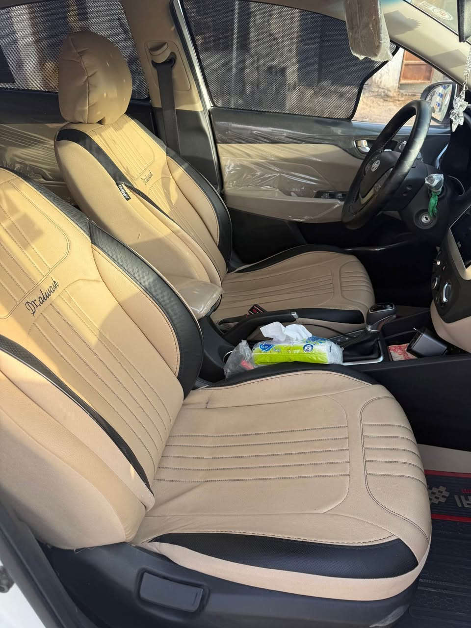 اكسنت 23 خليجي رقم بصره حره بأسمي فول مواصفات كفاله عامه دواخل دوشمه اصليه لايت زنون ماناقصها برغي السعر 147$ 
*********** البصرة, العراق
