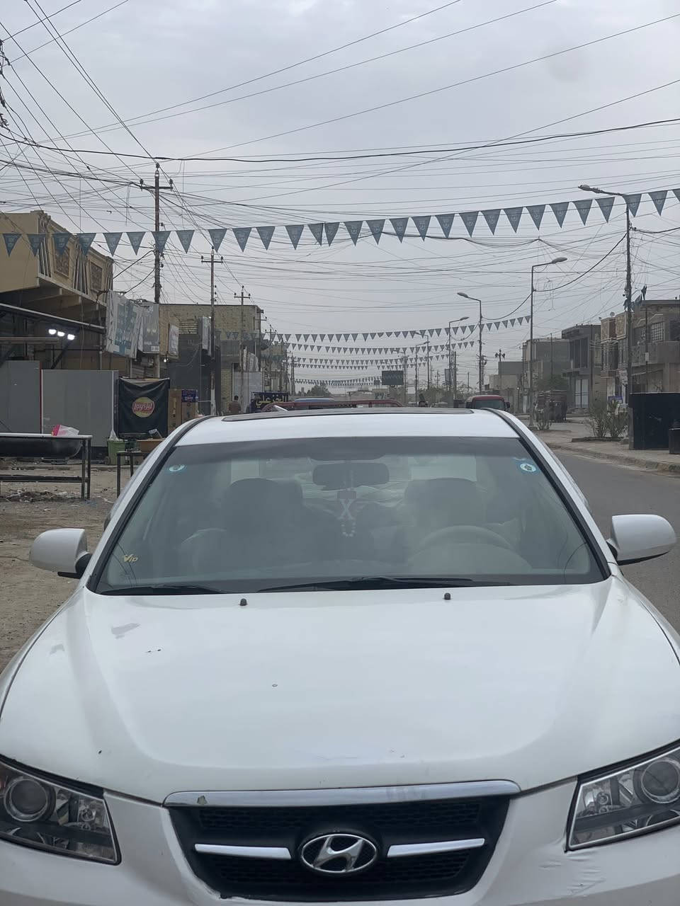 السلام عليكم  عندي سوناته موديل 8 محرك 6 بيه منضومه غاز 
كير ومكينه كفاله وارد امريكي بيه جاملغ امبدل امامي السياره ليبل واحد مصبوغه عام تخم تاير 
مكاني بغداد التاجي سبع البور 
***********
***********
