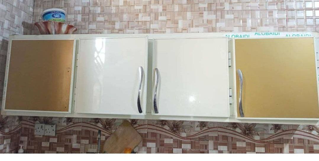 كاونتر  قطعتين ابو السنك السعر 200
العنوان : كربلاء الشبانات 
الرقم***********
