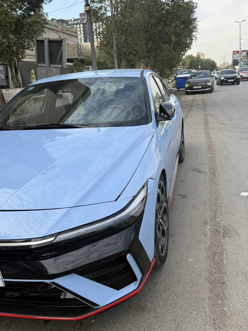 السلام عليكم
النترا موديل 2024 N 
لون سمائي 
تبريد قطعتين
فول عده الفتحة 
رقم بغداد 
كشنات جلد تدفئه تبريد
سايد بريك كهرباء 
رادارات اماميه جانبيه خلفيه 
شاحن وايرلس 
قياده ذاتيه 
تحذير الخروج عن المسار 
مانع تصادم 
شاشه دجتل 
تبريد بيانو 
كامره خلفيه
محرك 1600 دوش 
تشغيل عن بعد 
باقي المواصفات معروفه ما يحتاج اذكرهن 
تخم تاير جديد 
ماشية ٣٨
حادث موضح بالصور
مكان السياره بغداد
السعر 185$    وبي مجال

للتواصل الاتصال   ***********
