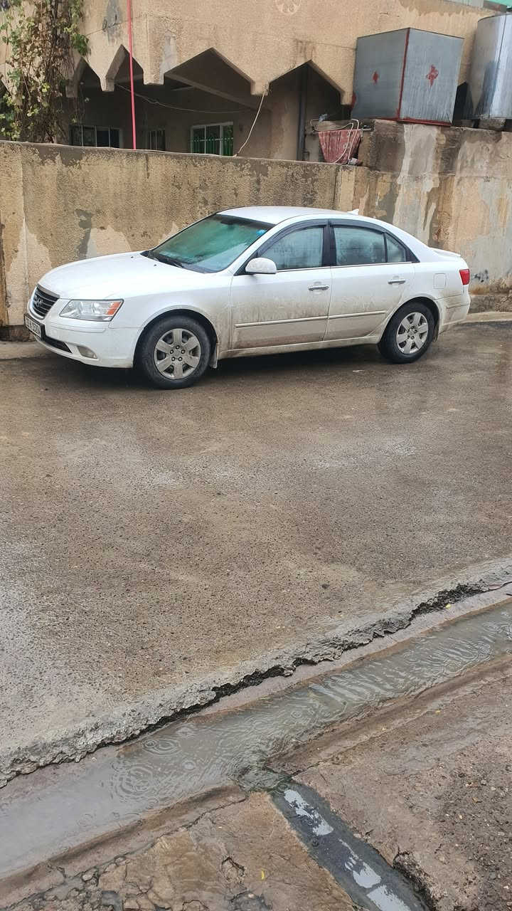 لبيع سيارة سوناتا موديل ٢٠١٠ وارد امريكي رقم نينوى جديد مسطرة بسمي مكان موصل ايسر كربون بنزين بيها إلكتروني شرط تحويل محرك     2400شرط مامفتوح نص جملغ اليمين بدون دواخل 
***********/***********
