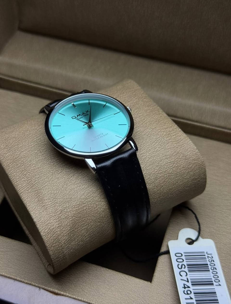 Omax 
اصلي ياباني مع المرفقات 
مينا تيفاني مميزة 
سير جلد طبيعي 
ستانلس ستيل 
مقاومة للماء 

25 الف على اول تم

SeEXqWSeNHXDCoZiqv


**إذا كنت صاحب هذا الإعلان وتريد حذفه لأي سبب، رجاءا أرسل رسالة إلى الدعم الفني**