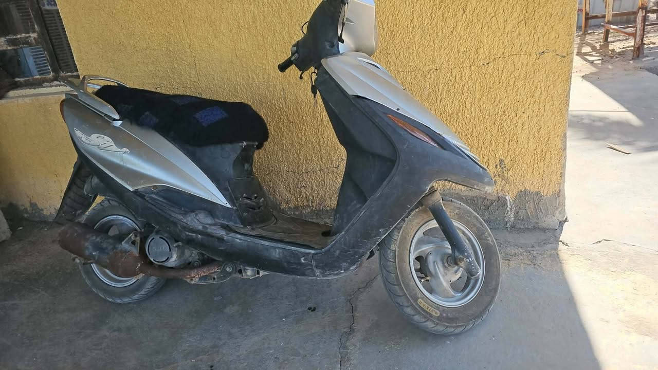 السلام عليكم شباب دراجه ماكس ثعلب 140نصيفه محتاجه بس ترتيب كهربائيات للبيع والي مو شراي لايتعبني


**إذا كنت صاحب هذا الإعلان وتريد حذفه لأي سبب، رجاءا أرسل رسالة إلى الدعم الفني**