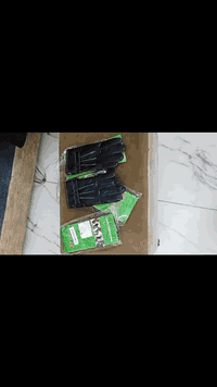 قفازات جلد صناعي داخل فرو
(( السعر 3 قطع 10 الف))
 بغداد ***********
متوفر توصييل جميع المحافظات
