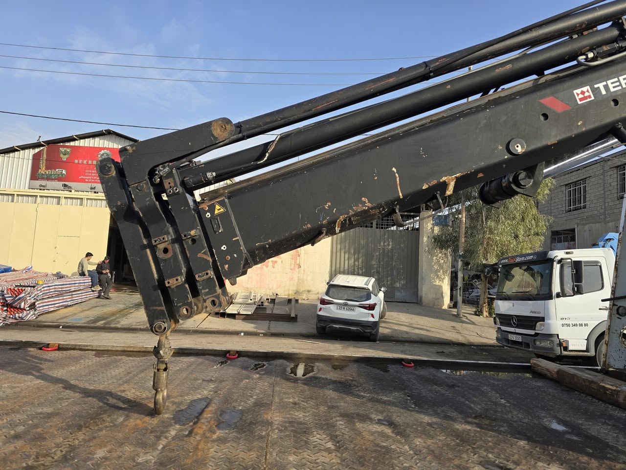 ئه تيكو 2010كرين ريمونت شه غال5,5طن 3سلايت سياره فول مواسفات كاميره ته له فون فول فول سه نه وي 2030 هه زه نوي سعر 450$
***********
***********
