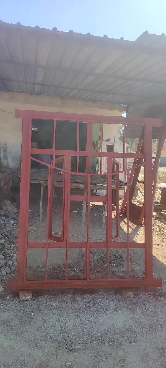 جزء من عملي البسيط و أتمنى ينال اعجابكم والاتصال على الرقم *********** و ***********
