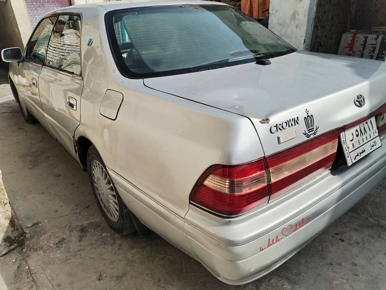 رأس الثور للبيع مكفوله من الكص والنقل جثه بيها طخات بسيطه مرشوشه جماليه مكاني ميسان المجر السعر ٨٥ بيها مجال 
***********
