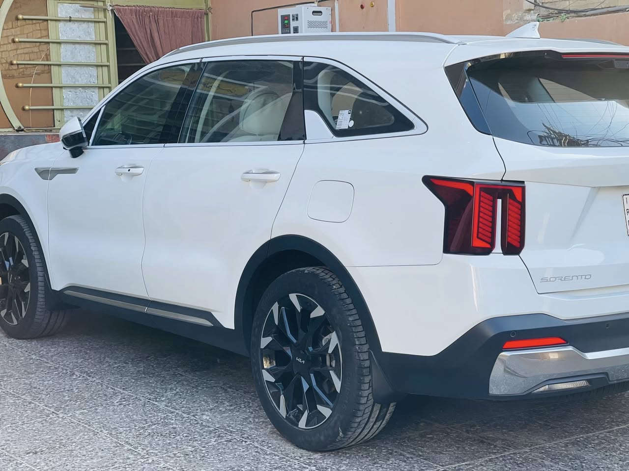 سلام عليكم سورنتو 2025 مكفوله كفاله 
عامه. مواصفات معروفة 
حساسات 
برادت خلفيه 
داتشوب 
كامرتين 
ويل 20 
ماشيه 17
كشنات تغليف جلد 
مغلفة بيبي آر 
سياره باسمي 
العنوان بغداد كفأت العبيدي السعر 328
رقم  الهاتف ***********
***********
