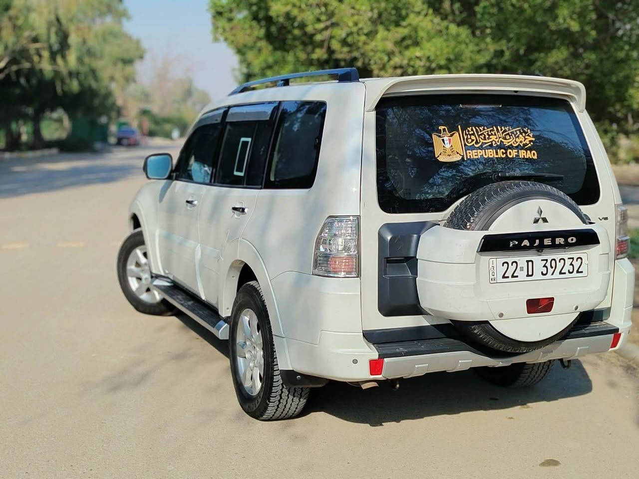 سلام عليكم 
باجيرو2013 للبيع كفاله عامه 
ماشيه ١١٣
العنوان تقاطع النهروان القريه النفطيه 
للأستفسار 
***********
***********
