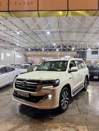 لاندكروز موديل ١٩ بريم  فتحه سقف بصمه جنطه كهرباء كراسي كهرباء  DvD وب...