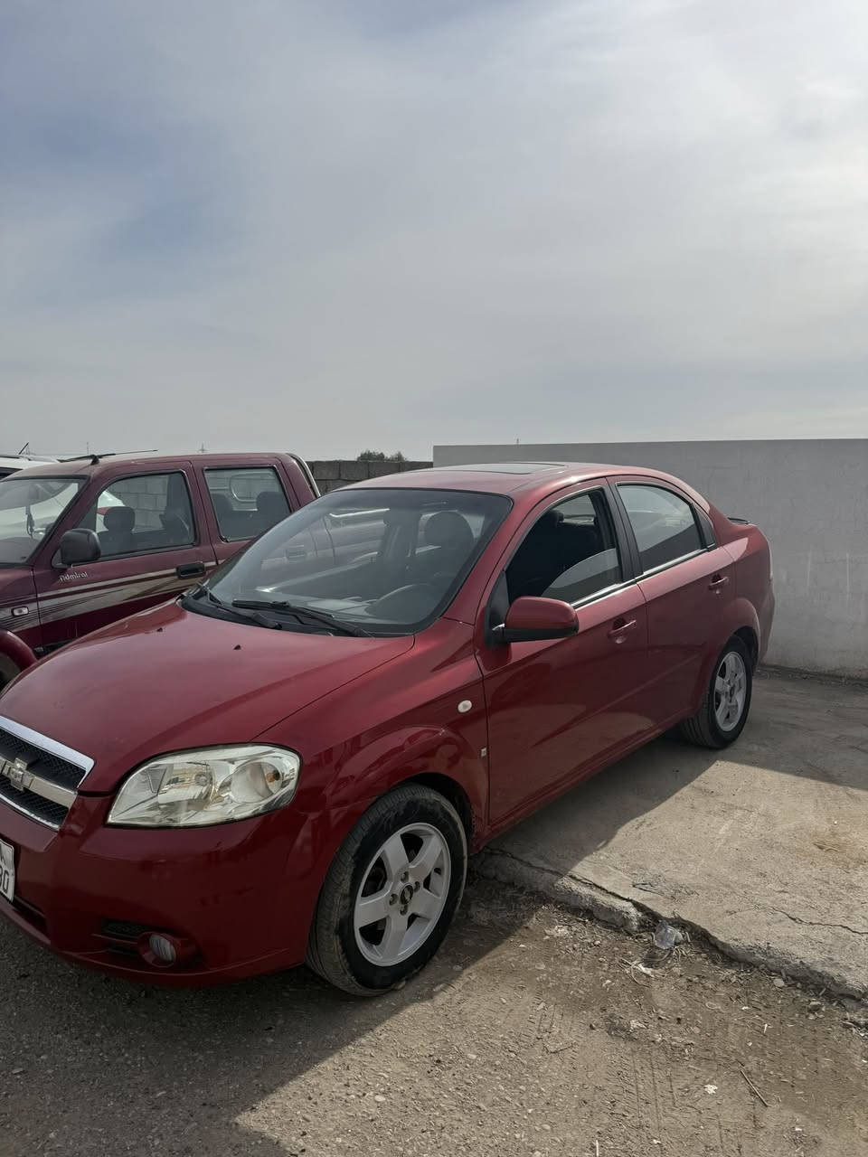 السلام عليكم…
افيو موديل 2007 امريكي فول مواصفات 

بدون صبغ

محرك وكير اوبترا اصل يعني ما مبدل 

المواصفات :

1-تحكمات سترين

2-فتحه سقف

3-شاشه كبيره

السياره مناقصه اي شي من طخم وكلشي كله جديد

الضرر الباب اليمين والجاملغ اليمين بارد شويه وبنيد مبدل كصه

المحرك صرف فقط والكير سليم 

مكاني موصل / جانب ايسر 

للاستفسار الرقم : ***********
