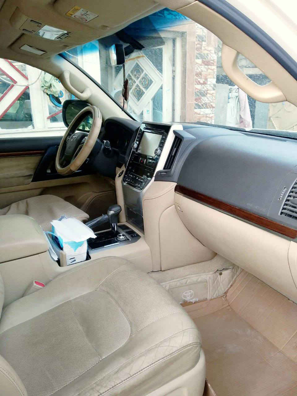 على بركت الله السلام عليكم

لاندكروز2016

مكفوله كفاله عامه

الشراي يتصل على هاذه الرقم ‏‪***********‬‏
