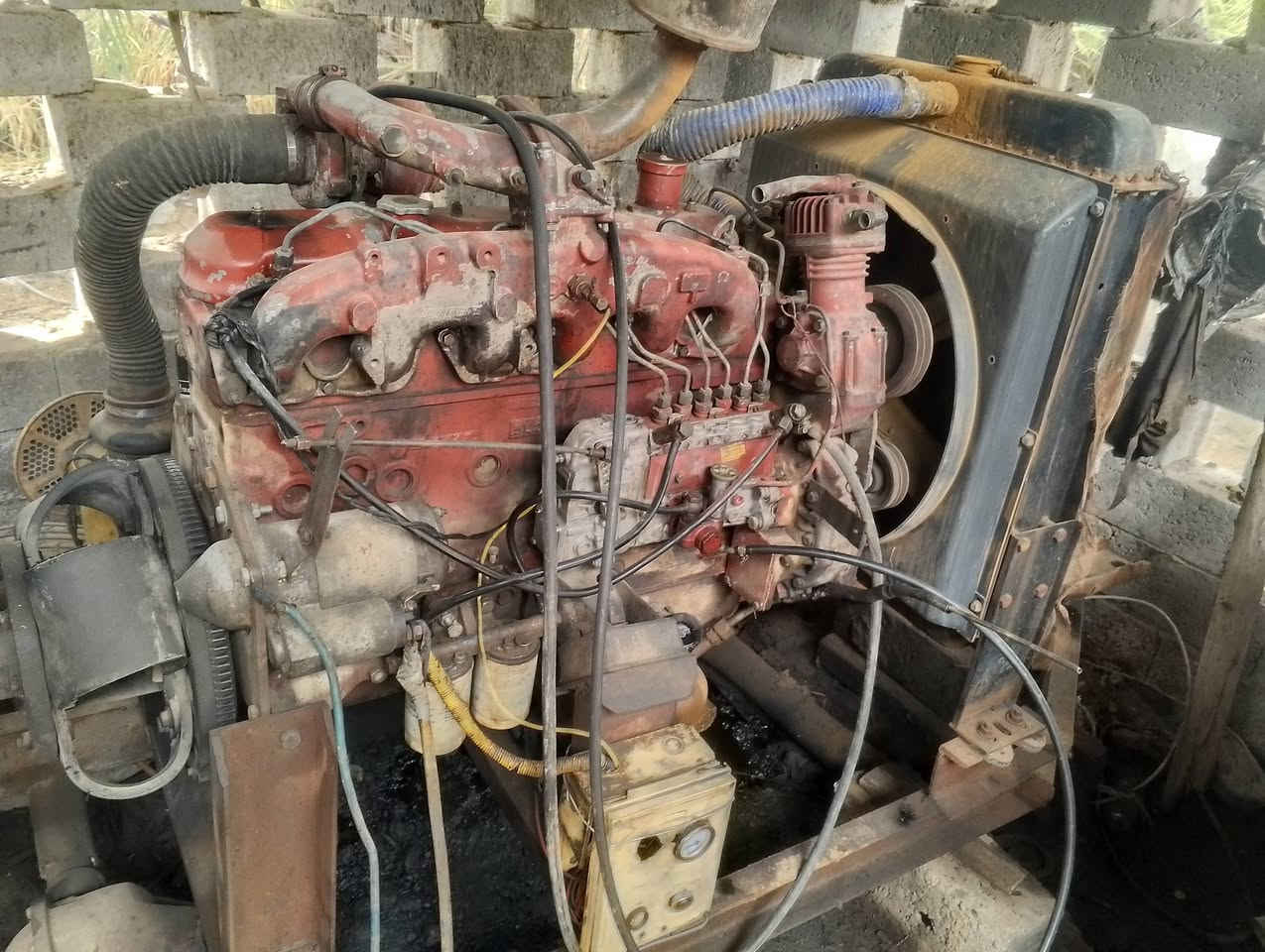 سلام عليكم للبيع مولده افيكو سته سلندر ول الانجريتر 84 كيدي كامله بس شغل لا تنقيص لابخار  راديتر جديده الاتصال على الرقم ***********
