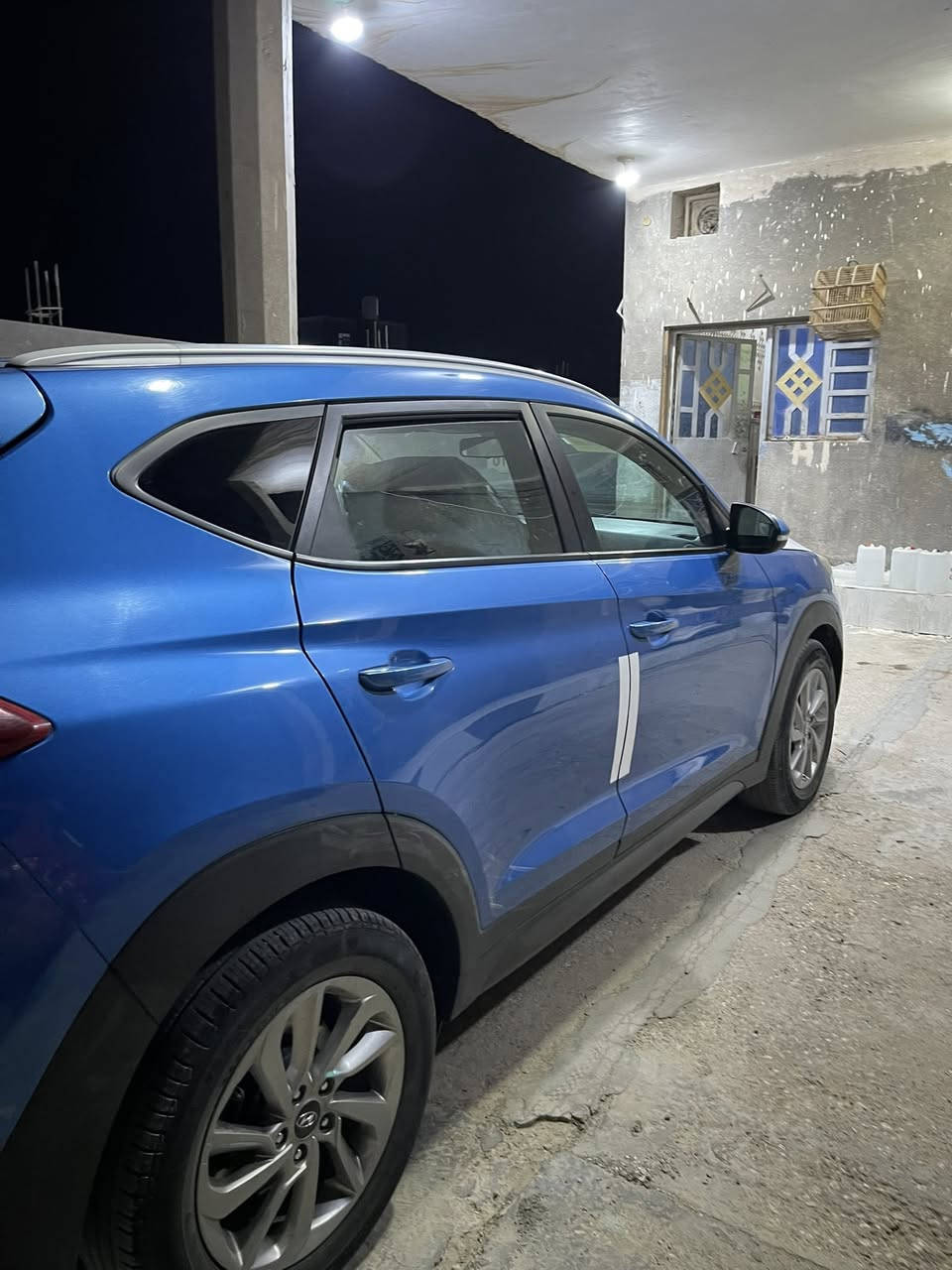 هونداي توسان
كفاله سياره ما عده البنيتً
وارد امريكيً
موصفات سياره نص فول
تحكم ستيرن أشاير بل مرايه
كامره خلفيه كشناتً كهربائيه
*********** 
السعر 154
