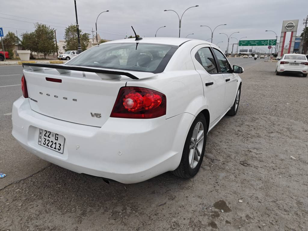 دۆج ئەڤێنجر ٢٠١٣ 
دوو پارچە بۆیاغە بۆنید و چامڵغی لای سەکن
شەش پستن. سوکان شەش حەرەکە. سوکان ڤۆڵیۆم. چار جام کارەبا. گێڕ تۆماتیك. پەردەی پشتی بیلادی. ڕونی گێڕی نوێ گۆڕدرایە. ١٨٠ هەزار کیلۆمەتر ڕۆیشتیە ژینگە و سەنەوی نوێیە سەیارەکە بەناوی خۆمە وەکالە و غەرامە و تەحویل بە شەرتە. نرخی ٨٩ و کەمەک معامەلەی تێدایە.

.
***********
Whatsapp

دودج أفنجر ٢٠١٣
قطعتين صبغ بدون دواخل
ست سلندر. سكان ست حركات. سكان فوليوم. أربع شبابيك كهربا. كير أوتوماتيك. ستارة خلفية بلادي. دهن كير جديد مبدل. ١٨٠ ألف كيلومتر ماشية. السيارة باسمي. وكالة وغرامة وتحويل بالشرط. سنوية و جديدة  سيارة رقم اربيل جديد السعر ٨٩ و بها مجال شوي أربيل, العراق
